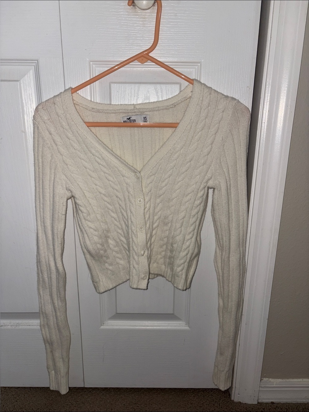 Hollister Cream Cable-Knit V-Neck Button Cardigan